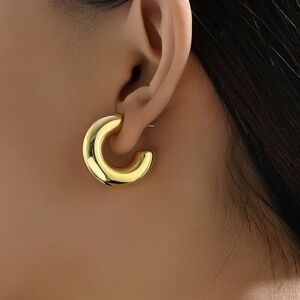 18 KT Gold Over Titanium Hollow Hoop Earrings